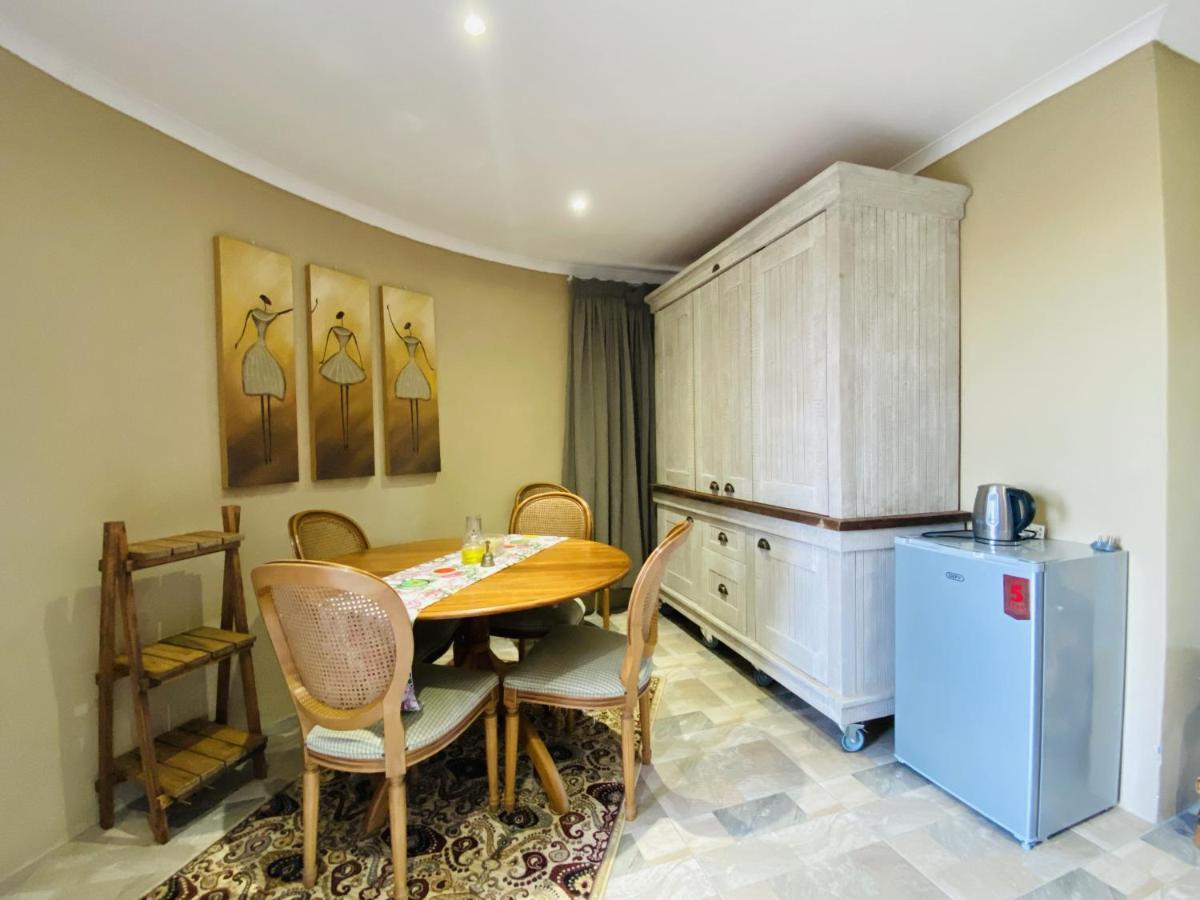 Country Lane Farm Lodge Cradock Dış mekan fotoğraf